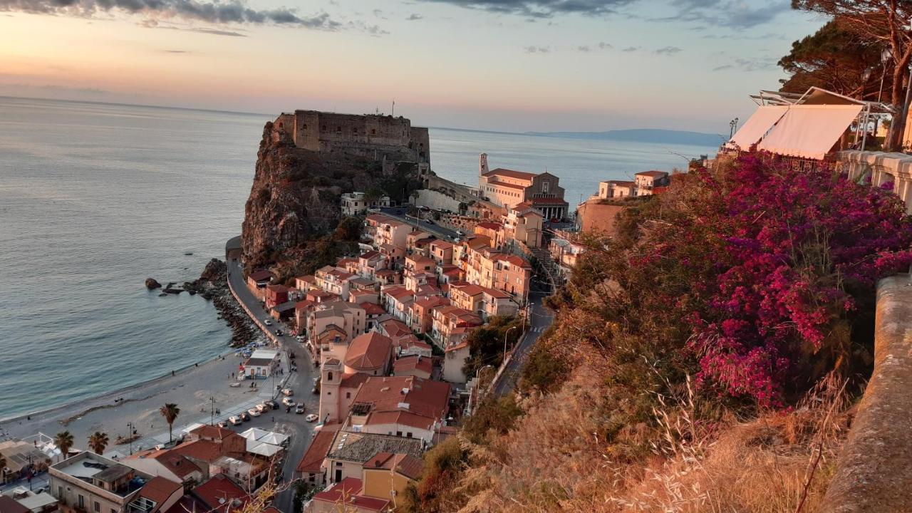 Casa Vacanze Paolo e Francesca - Monolocali Scilla Exterior foto